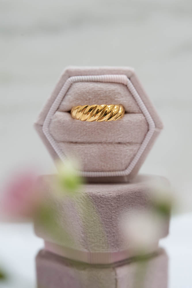 Eloise Ring