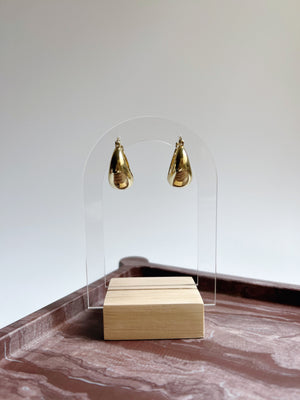 Medium Harlow Hoops