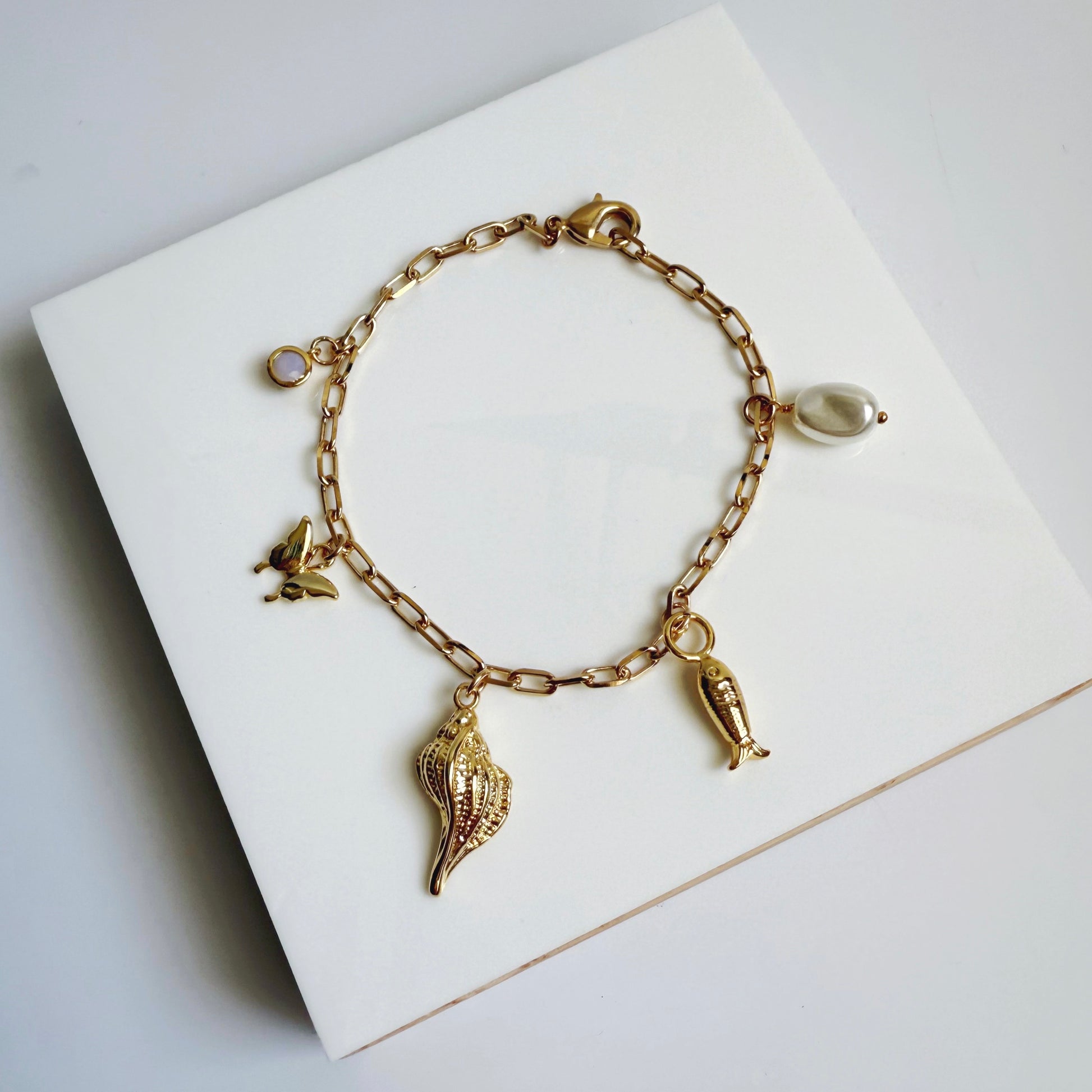 Shell Charm Bracelet