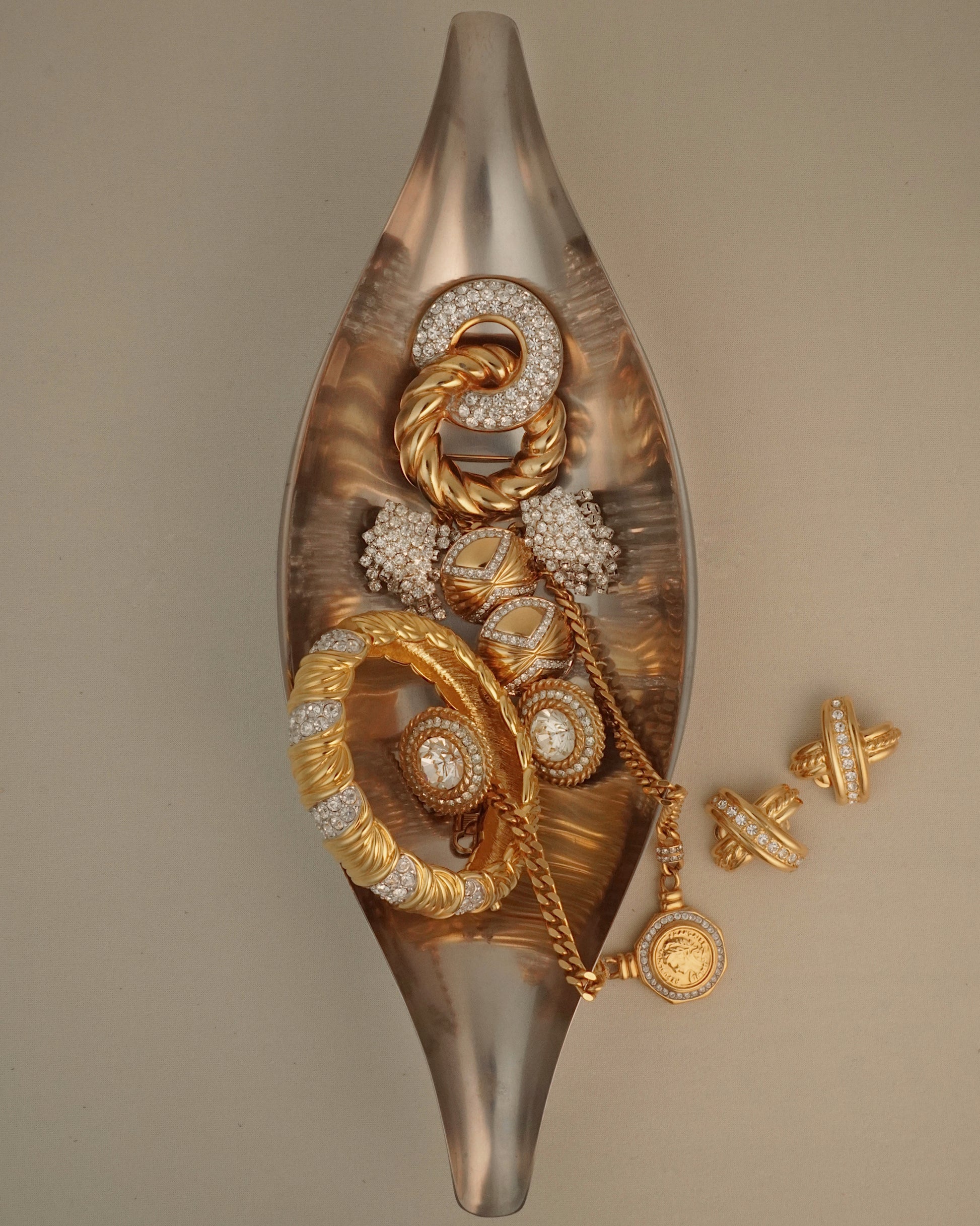 Vintage Nina Ricci Button Clip Ons