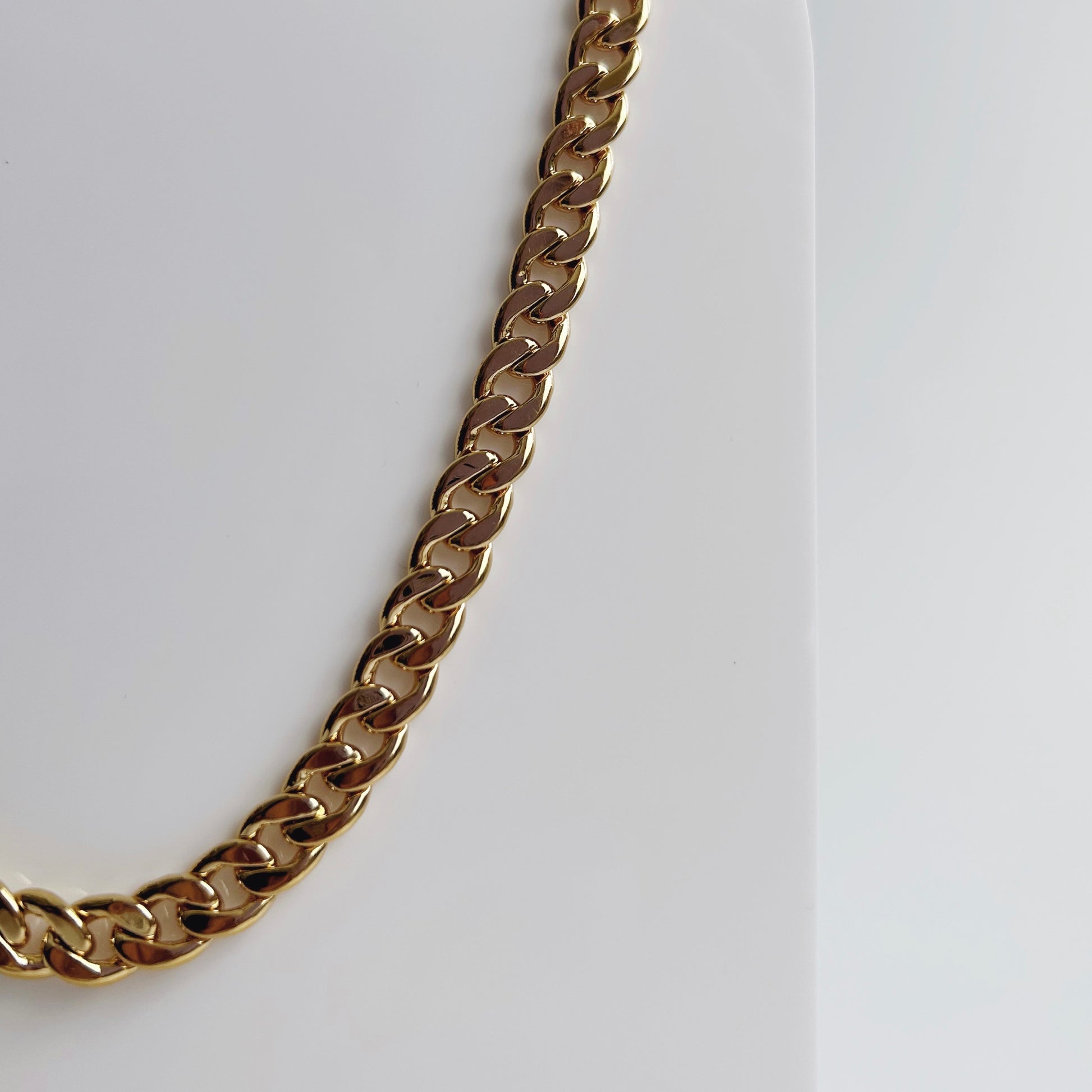 Carrie Chain Necklace