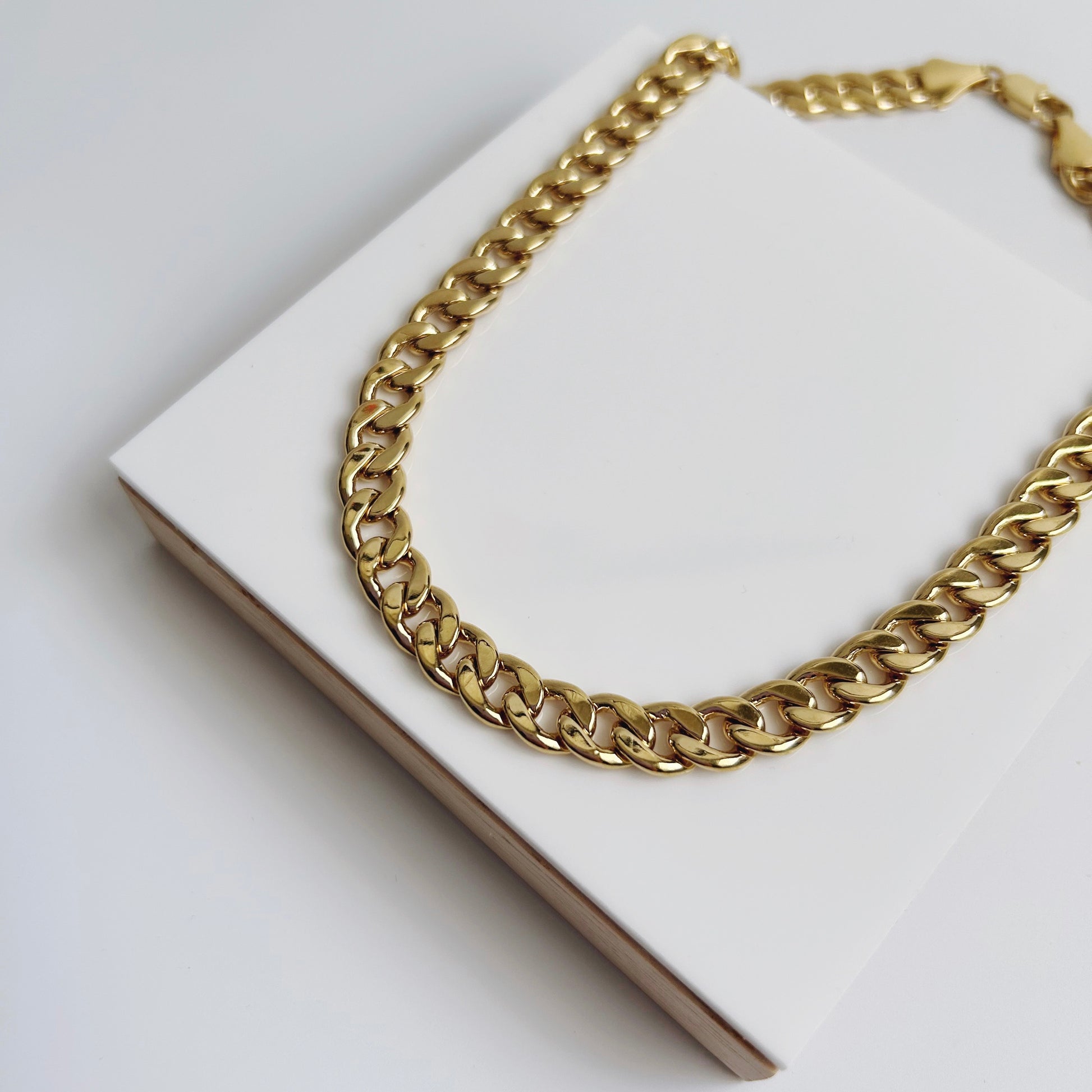 Carrie Chain Necklace