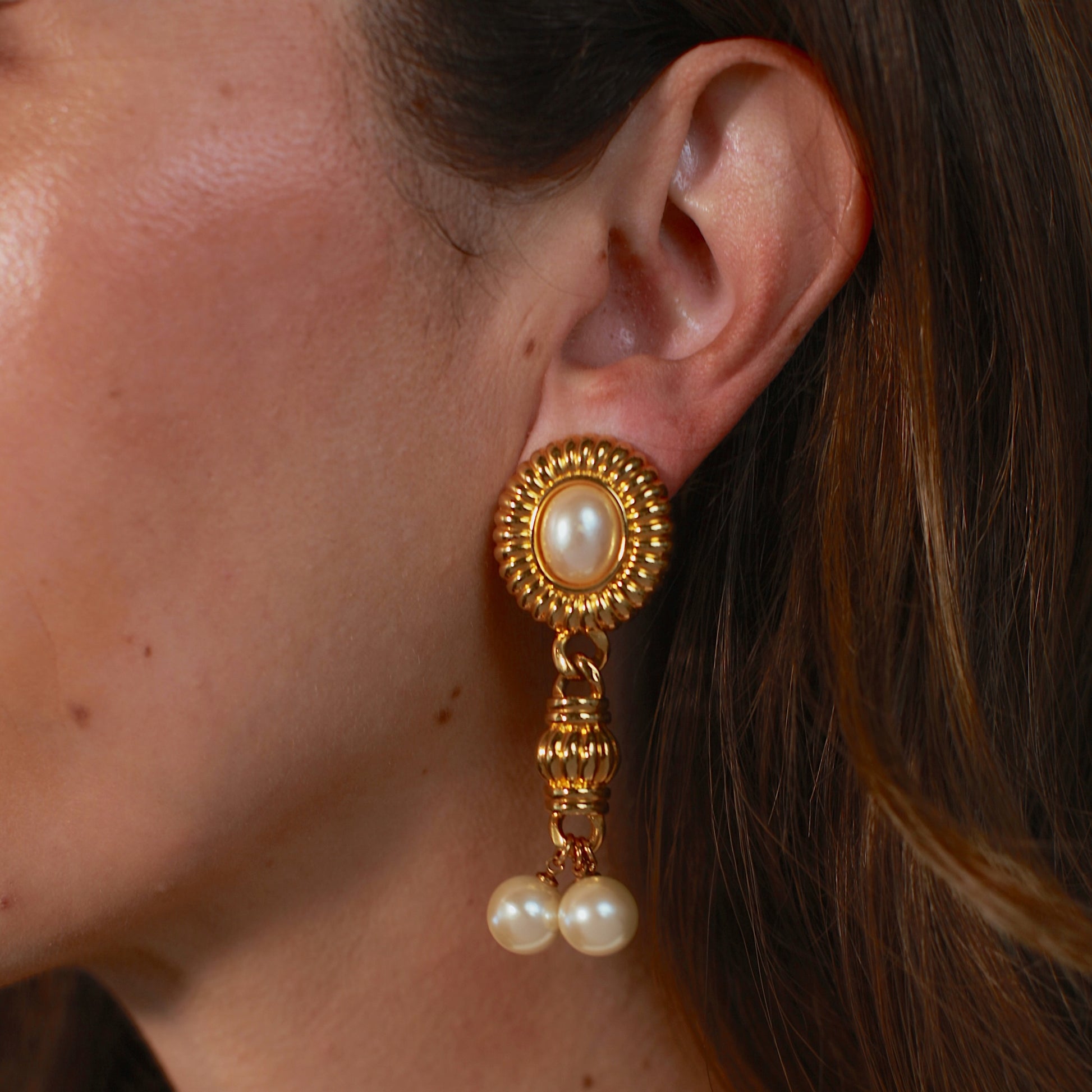 Vintage Large Pearl Drop Clip On Earrings