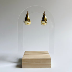 Medium Harlow Hoops
