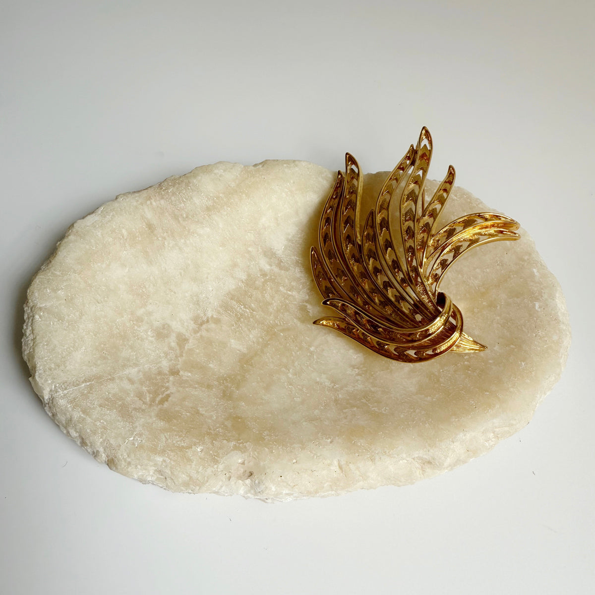 Vintage Bouquet of feathers pin