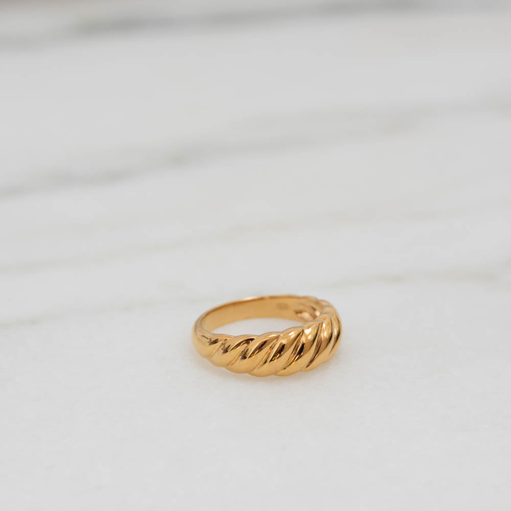Eloise Ring