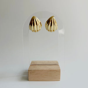 Ribbed Earrings