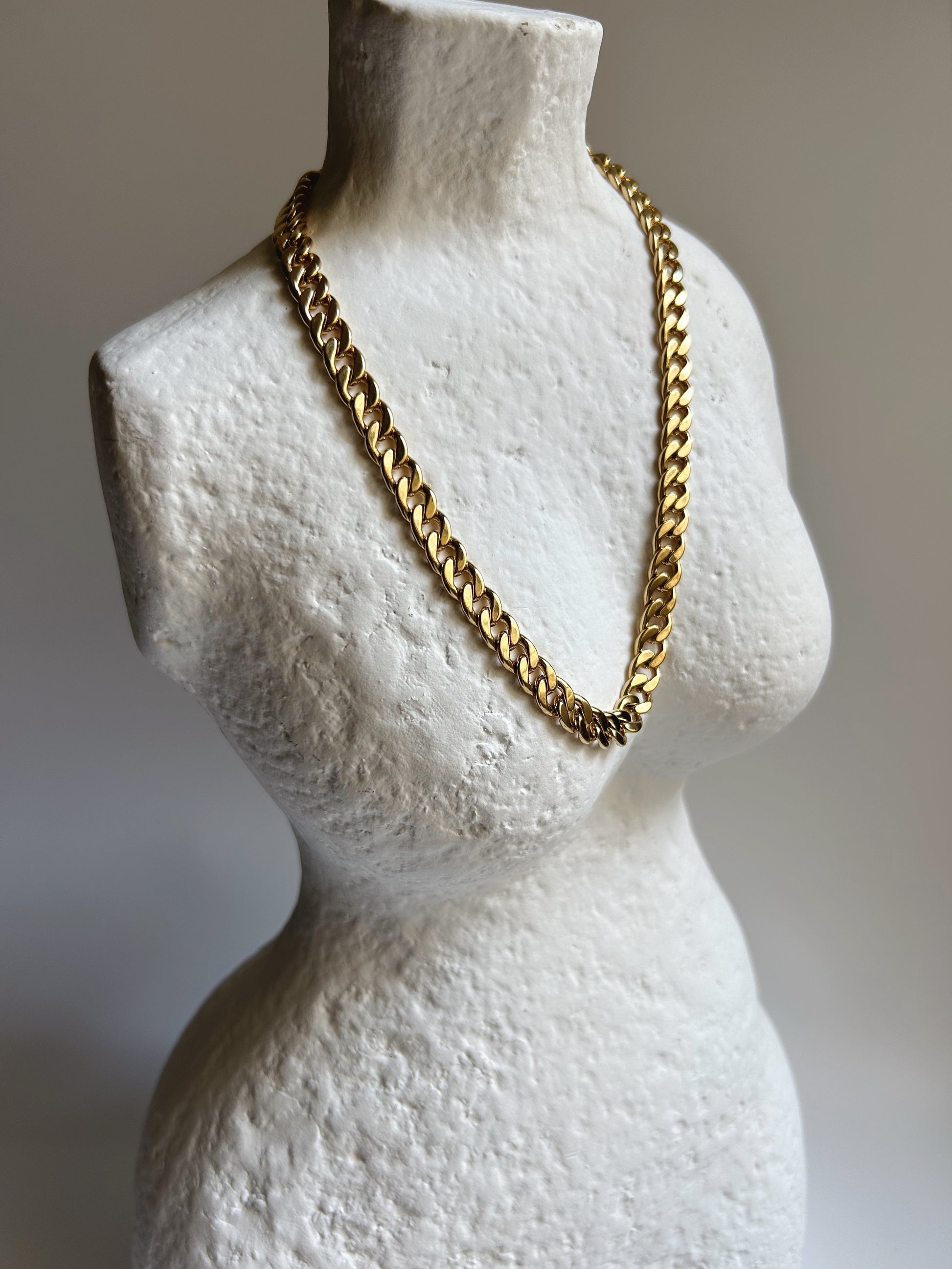 Carrie Chain Necklace