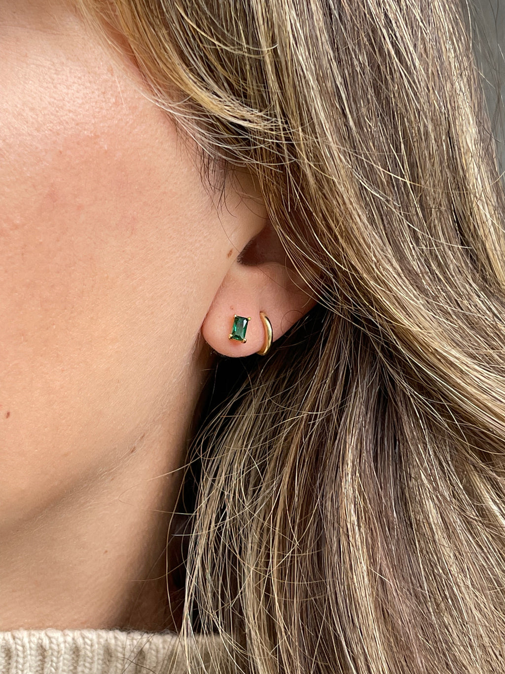 Emerald baguette studs