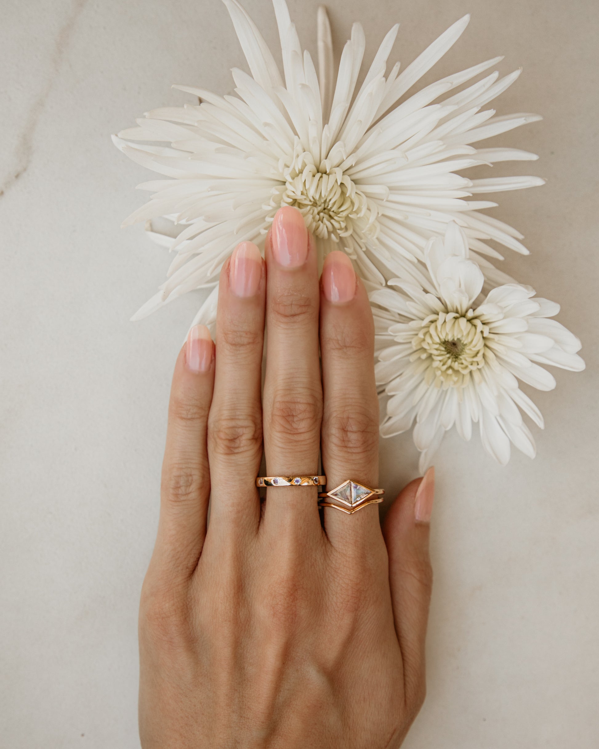 Eden V Ring
