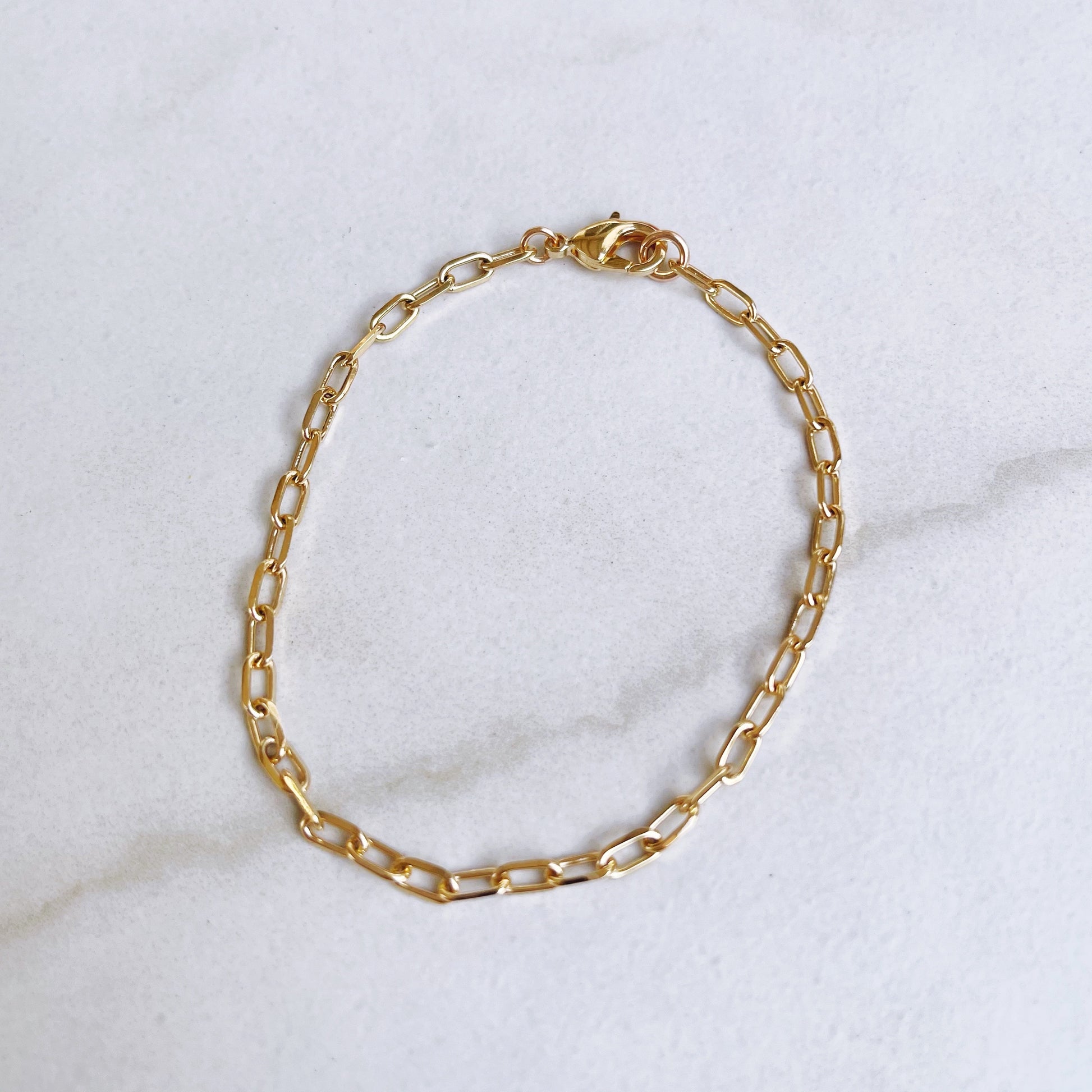 Small Linked In Bracelet